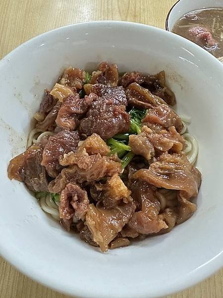 鮮牛扇子肉沙西米,牛眼睛中原街廖家牛肉麵 鮮牛扇子肉沙西米,牛眼睛中原街廖家牛肉麵