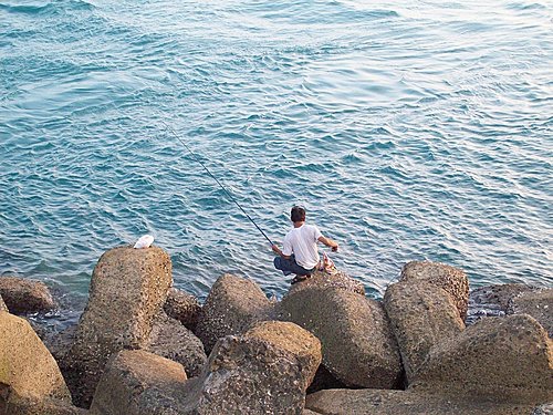 海邊的歐吉桑