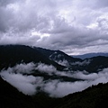 雲物繚繞的山谷3