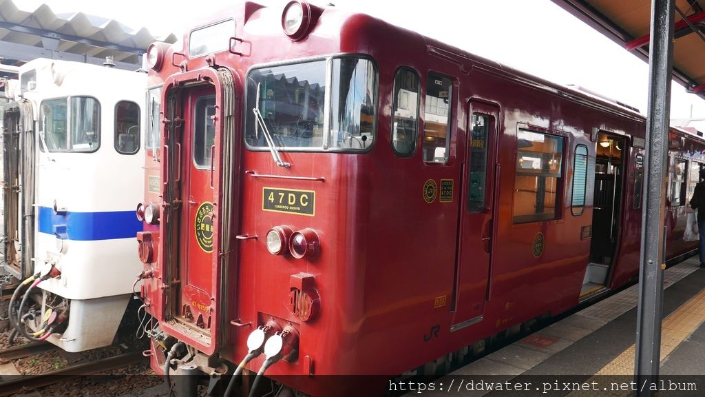 00cover.jpg 00cover.jpg