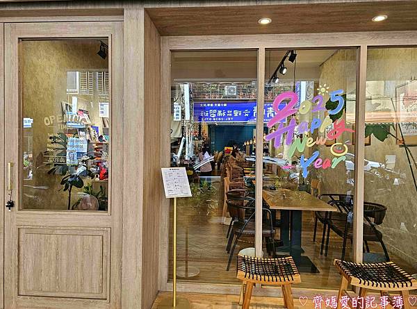 捷運明德．喵胃MEOW WAY (日式咖哩飯)