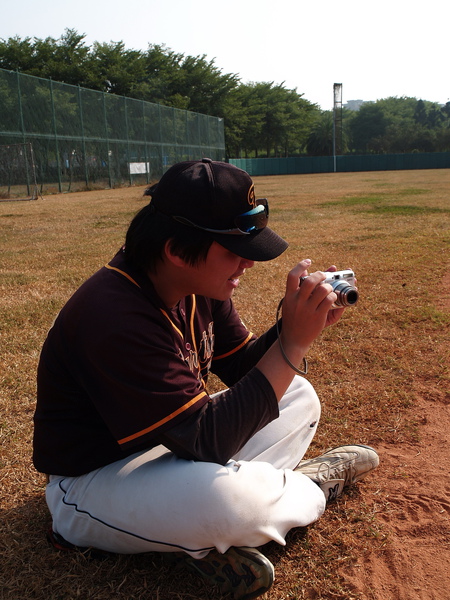 PC051105.jpg