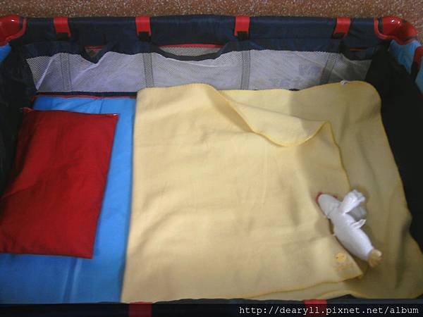 遊戲床 - 寶寶擁有自己的睡眠空間