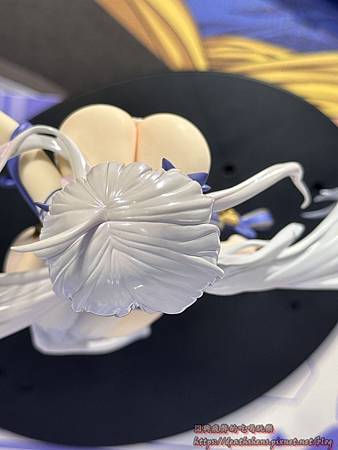 【開箱】碧藍航線 光輝『鍾情春日』 1/7 figure