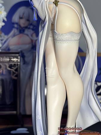 【開箱】碧藍航線 光輝『鍾情春日』 1/7 figure