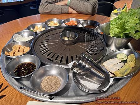 【美食短評】 8292烤肉 (忠孝店) (韓式烤肉)【台北 【美食短評】 8292烤肉 (忠孝店) (韓式烤肉)【台北