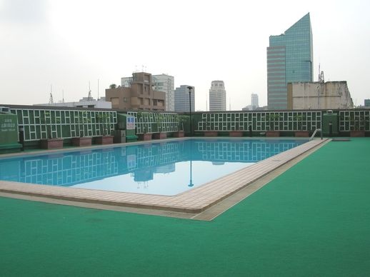 泳池2