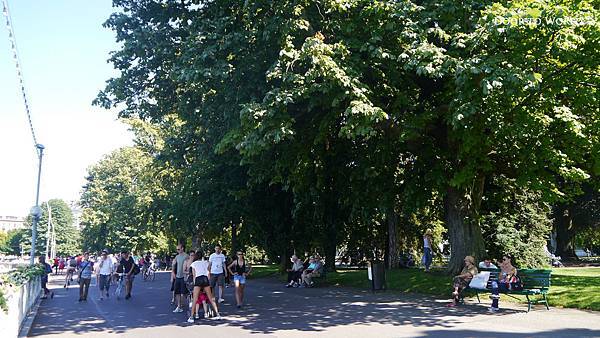 DP1100823.jpg DP1100823.jpg