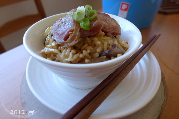20121021-高麗菜香腸炊飯-02
