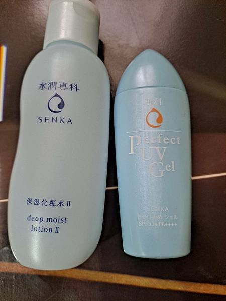 [心得] 不錯用的專科化妝水+專科防曬乳