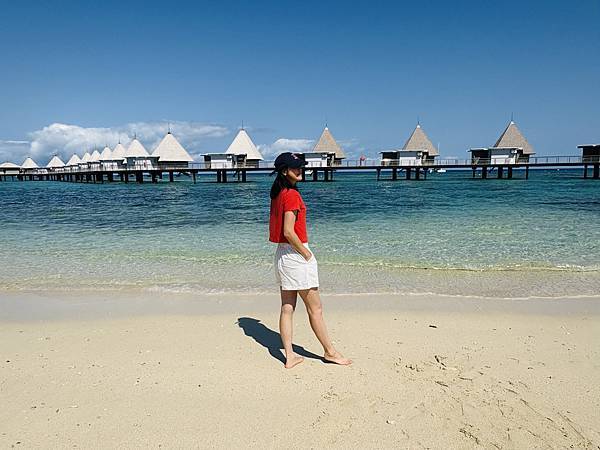 New Caledonia--Day 4: 搬入Noumea