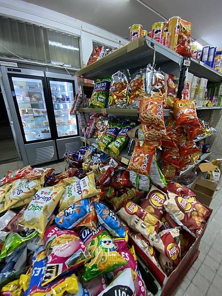 New Caledonia--Day 4: 搬入Noumea