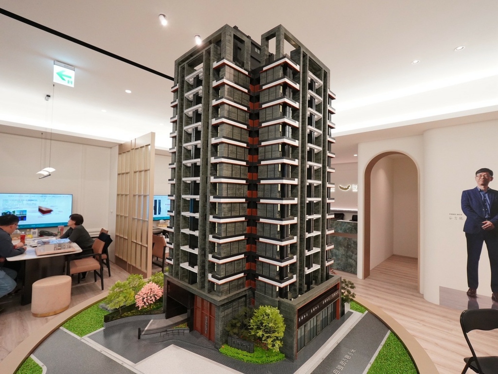 LINE_ALBUM_昇樺北士科_251203_2.jpg LINE_ALBUM_昇樺北士科_251203_2.jpg