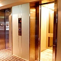 電梯.jpg