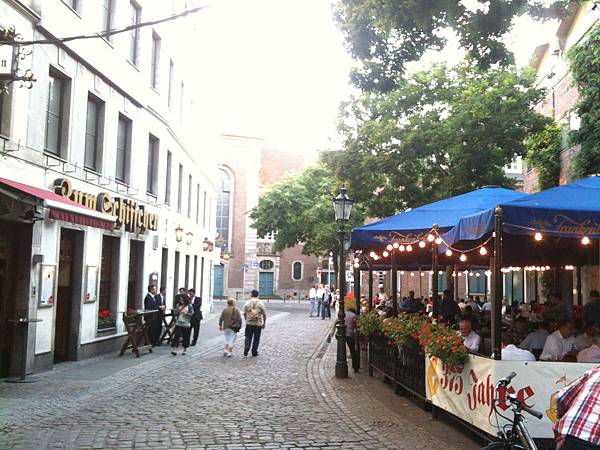 7-2 Düsseldorf Zum Schiffchen 帆船餐廳