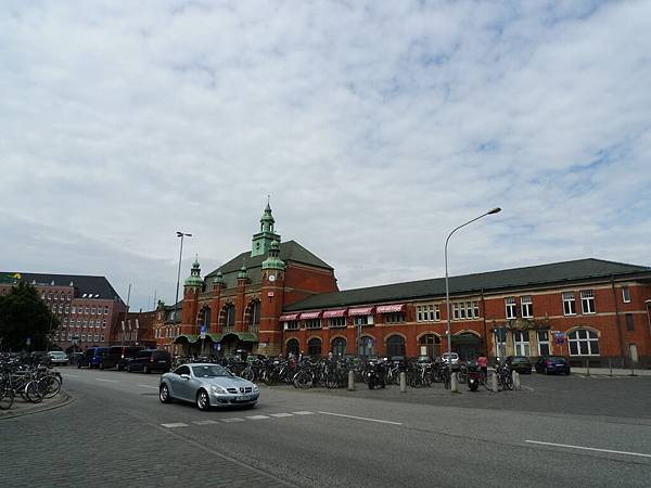 8-4 Lübeck HBF