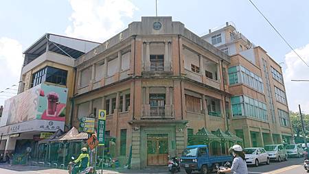 DSC_2052.JPG DSC_2052.JPG