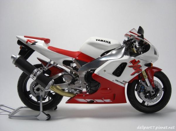 YZF-R1_sM85CIMG3835.jpg