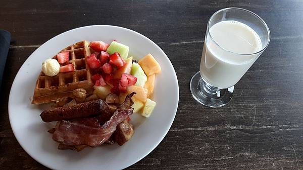 20160528_070352(0).JPG 20160528_070352(0).JPG