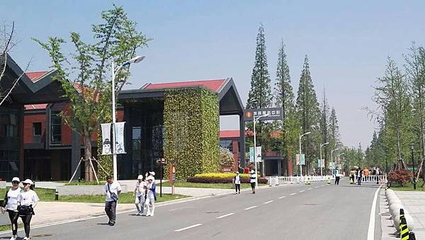 mmexport1493035178917_看图王.jpg mmexport1493035178917_看图王.jpg