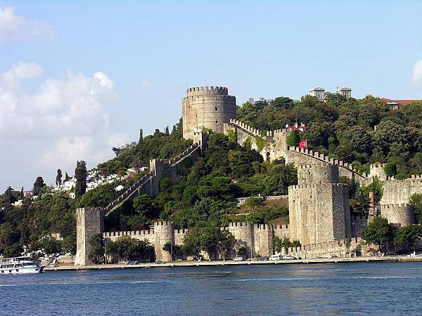 Rumeli_Hisari_Fortress3[1].jpg