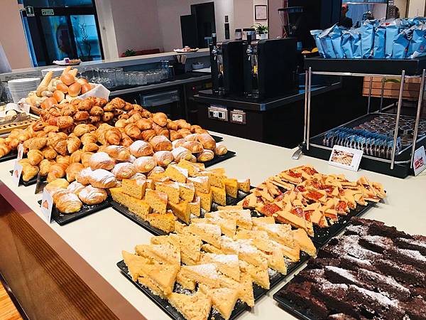 line_744519746944320.jpg line_744519746944320.jpg