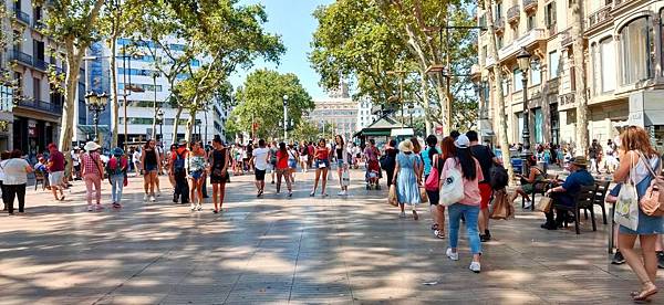 line_76237194222166.jpg line_76237194222166.jpg