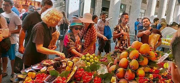 line_76243639042632.jpg line_76243639042632.jpg