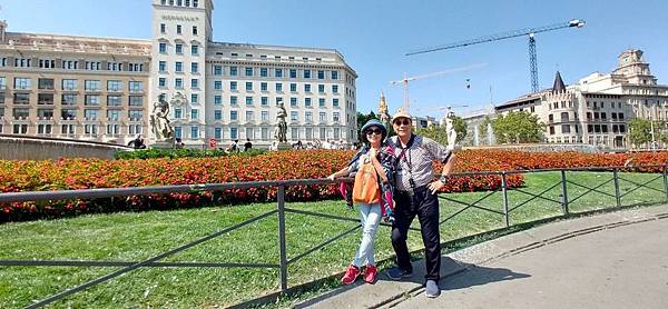 line_76089788218160.jpg line_76089788218160.jpg