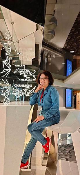 line_75909154040051.jpg line_75909154040051.jpg