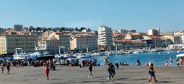 line_84821527419933.jpg line_84821527419933.jpg