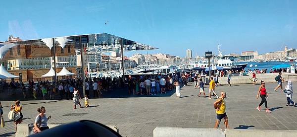 line_84826390071858.jpg line_84826390071858.jpg