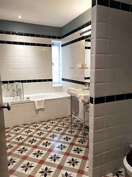 line_79307144319380.jpg line_79307144319380.jpg