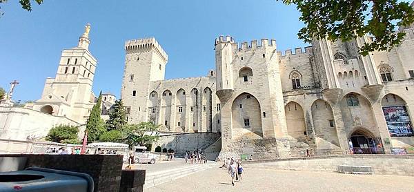 line_186019289900548.jpg line_186019289900548.jpg