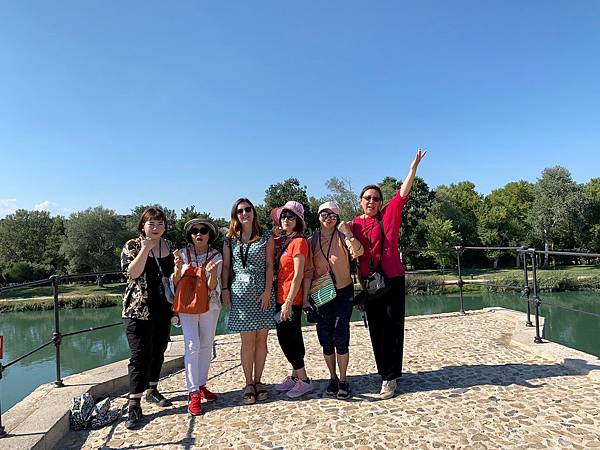 line_237315425834105.jpg line_237315425834105.jpg