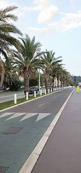 line_144634128543366.jpg line_144634128543366.jpg