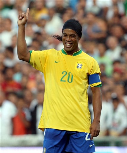 RONALDINHO.jpg