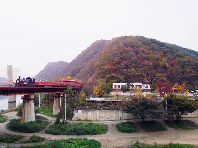 韓國 江村鐵道腳踏車 강촌레일바이크 (1).jpg 韓國 江村鐵道腳踏車 강촌레일바이크 (1).jpg