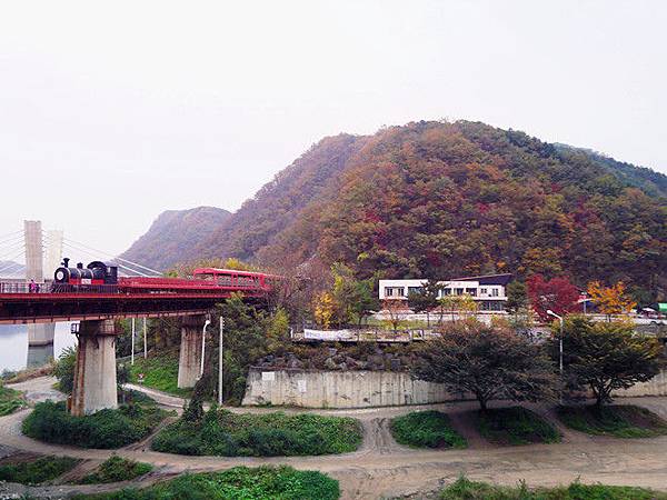 韓國 江村鐵道腳踏車 강촌레일바이크 (1).jpg