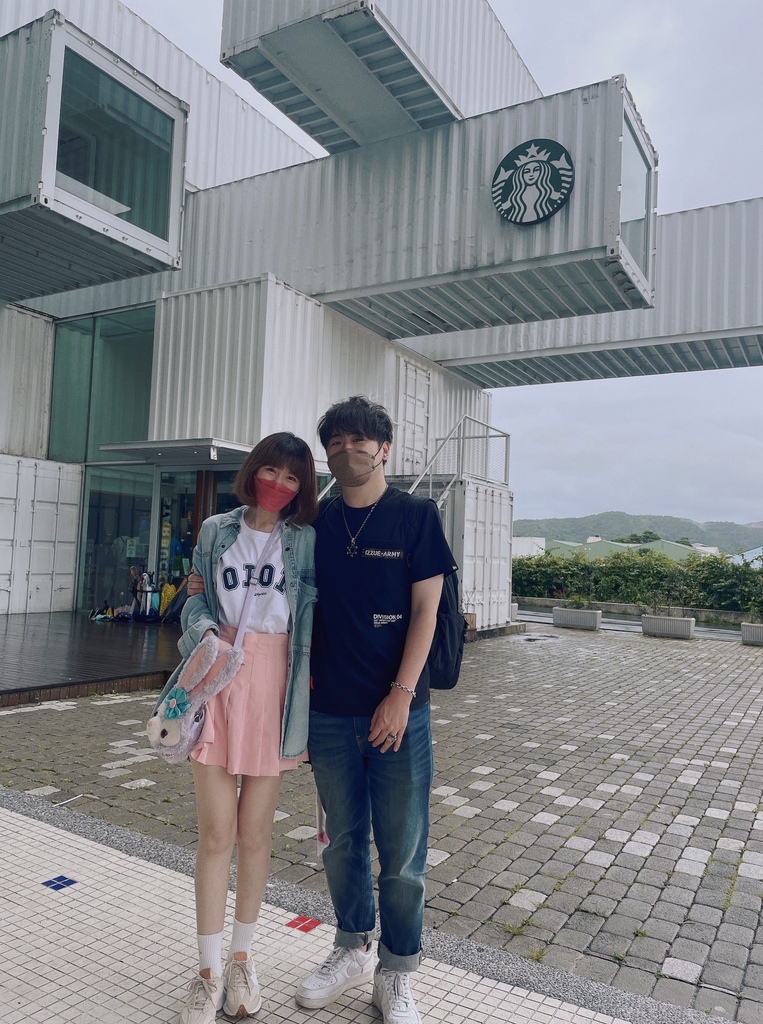 花蓮星巴克貨櫃屋洄瀾門市 (2).JPG