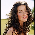 evangelinelillyself03.jpg