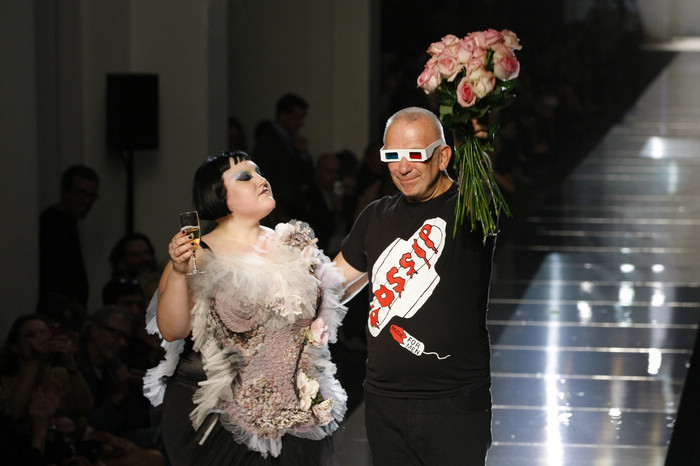 17508-beth_ditto_defile_pour_jean_paul_gaultier.jpg 17508-beth_ditto_defile_pour_jean_paul_gaultier.jpg