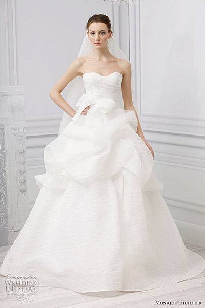 monique-lhuillier-spring-2013-dove-wedding-dress