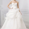 monique-lhuillier-spring-2013-dove-wedding-dress