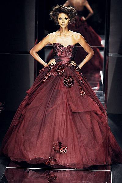 15295_ElieSaab_HC_F2008_050_122_470lo.jpg