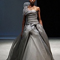 34536_modernparty.cn_Vera_Wang_Bridal_20109_122_183lo.jpg