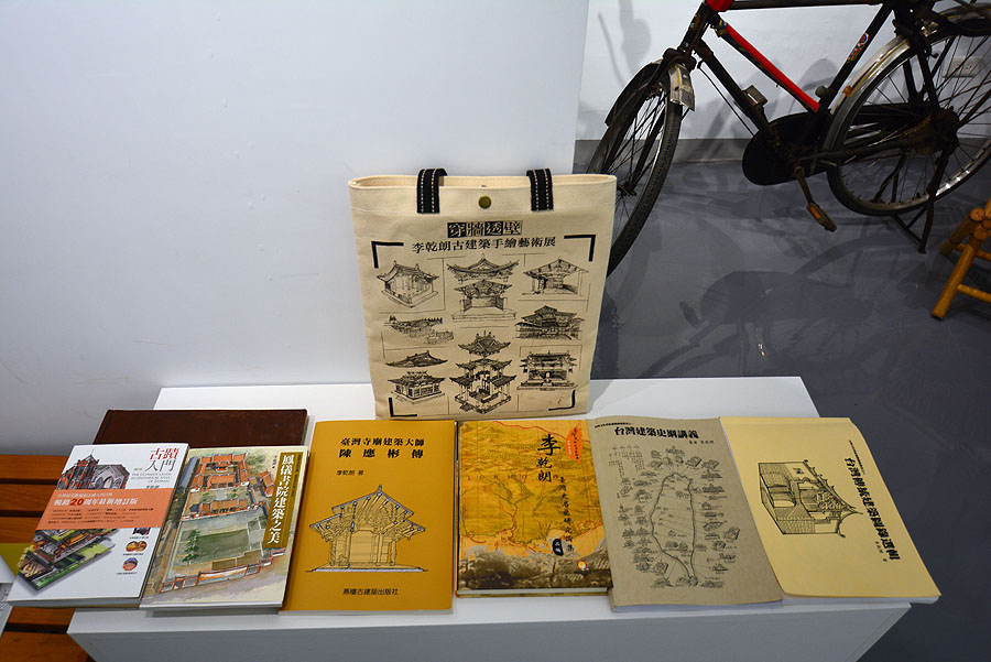 DSC_4395.JPG DSC_4395.JPG