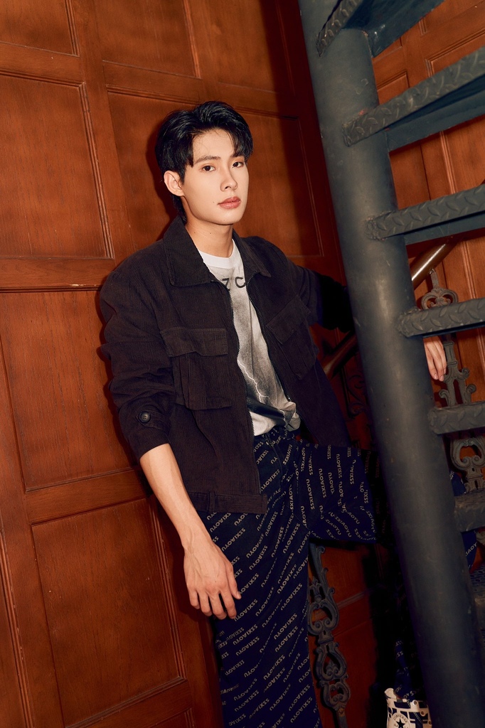 tutor.jfif tutor.jfif