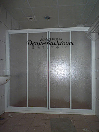 東山路-廖先生-PS板有框白框一字四片兩門對開淋浴門