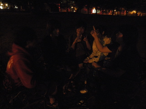 半夜不睡覺